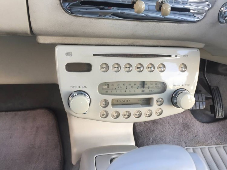 Retro tasarımlı Micra: Nissan Figaro