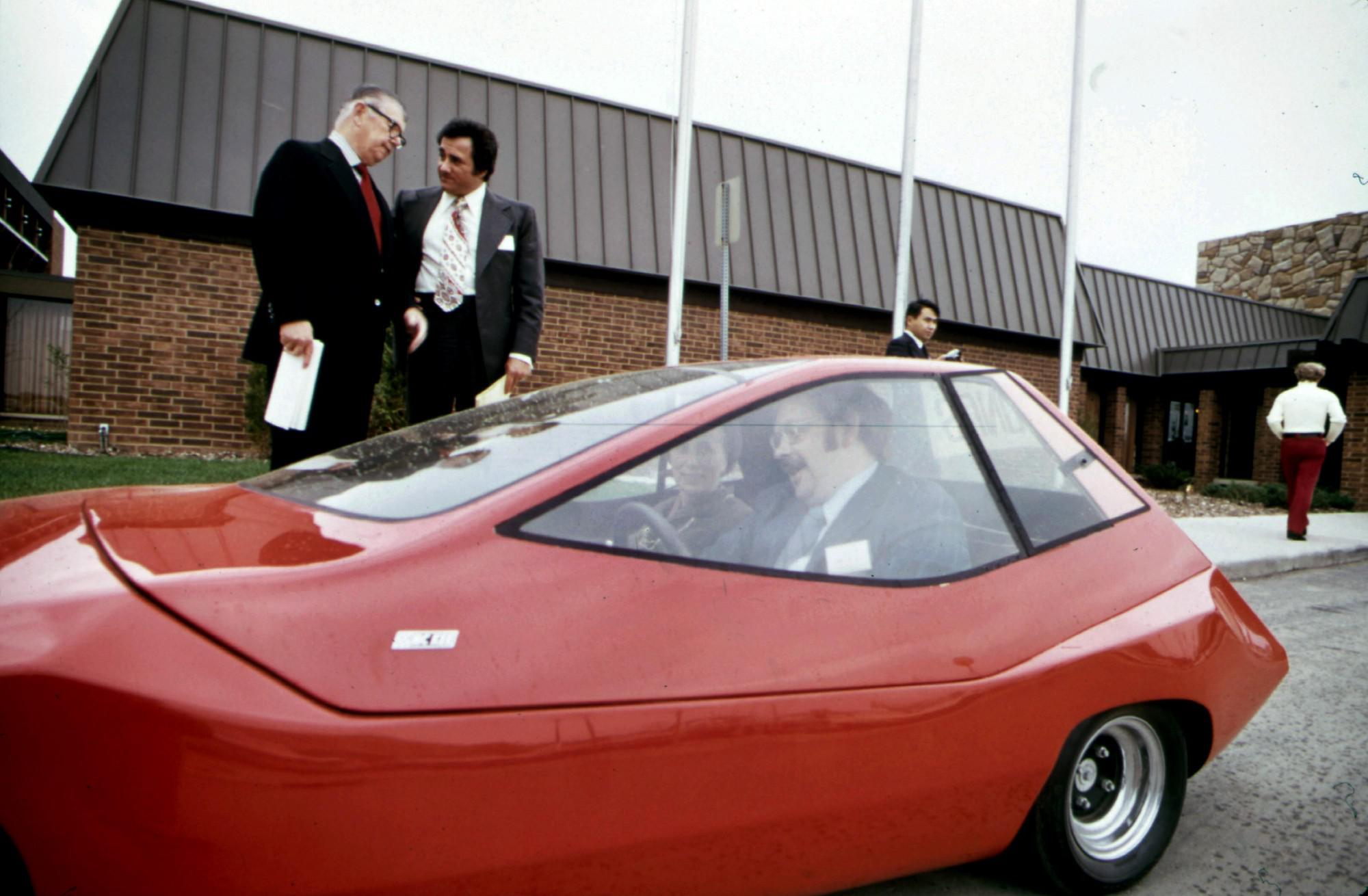 1970’lerde yapılıp tarih sayfalarından silinen elektrikli otomobiller