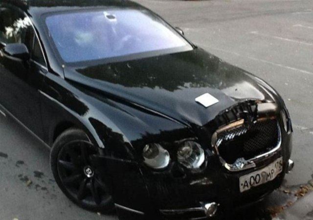 Yanlış yere park ettiler!