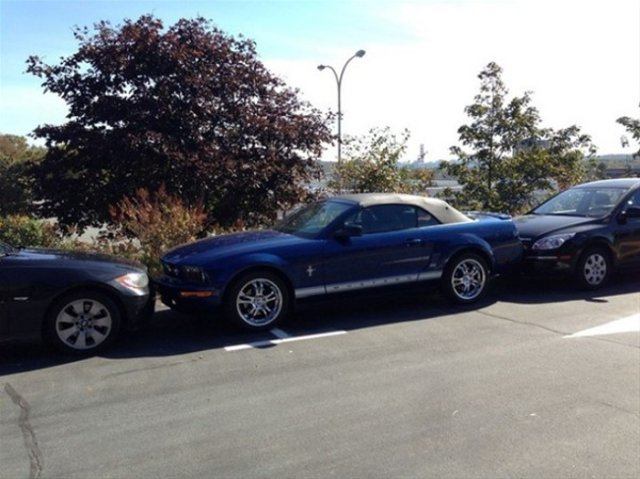 Yanlış yere park ettiler!