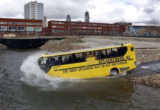 Köprü trafiğine son: Amfibüs