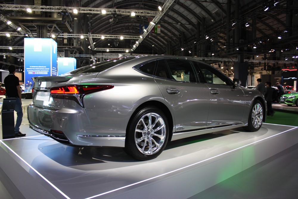 2017 Barselona Otomobil Fuarı’ndan görüntüler