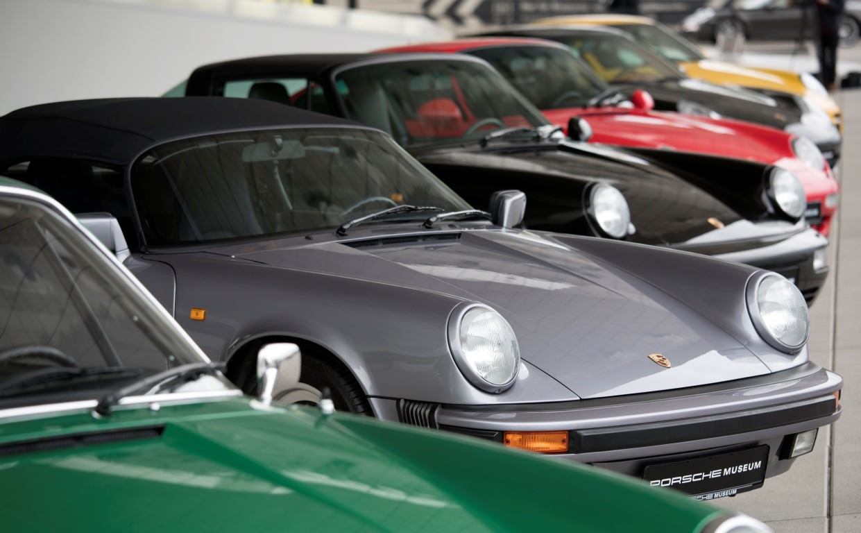 Bir milyonuncu Porsche 911 banttan indi  