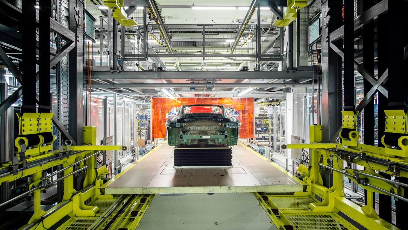 Bir milyonuncu Porsche 911 banttan indi  