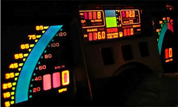 80'li yıllara damgasını vuran otomobil konsolları