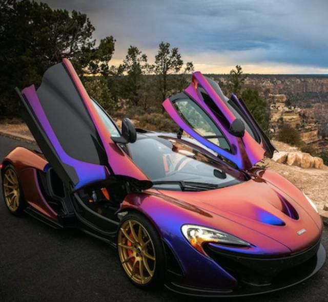 Pahalı otomobillere sıra dışı boya!  