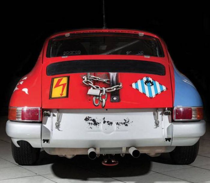 Pahalı otomobillere sıra dışı boya!  