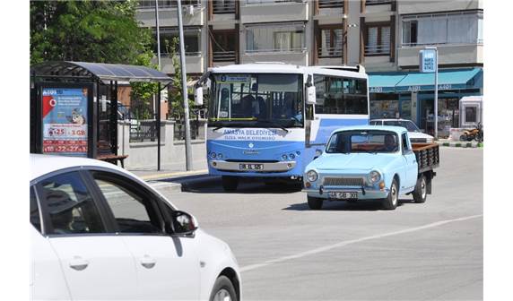 Otomotiv hocasının "Anadol" tutkusu