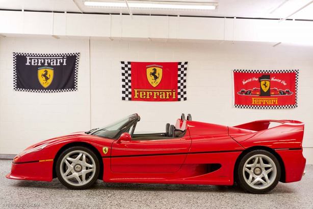 Ferrari koleksiyoncusu David Lee'ye Ferrari'den ret!  