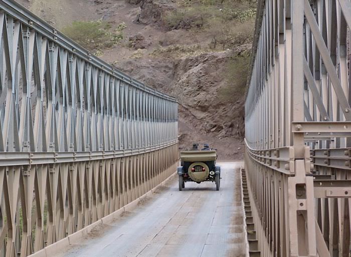 100 yıllık otomobille dünya turu