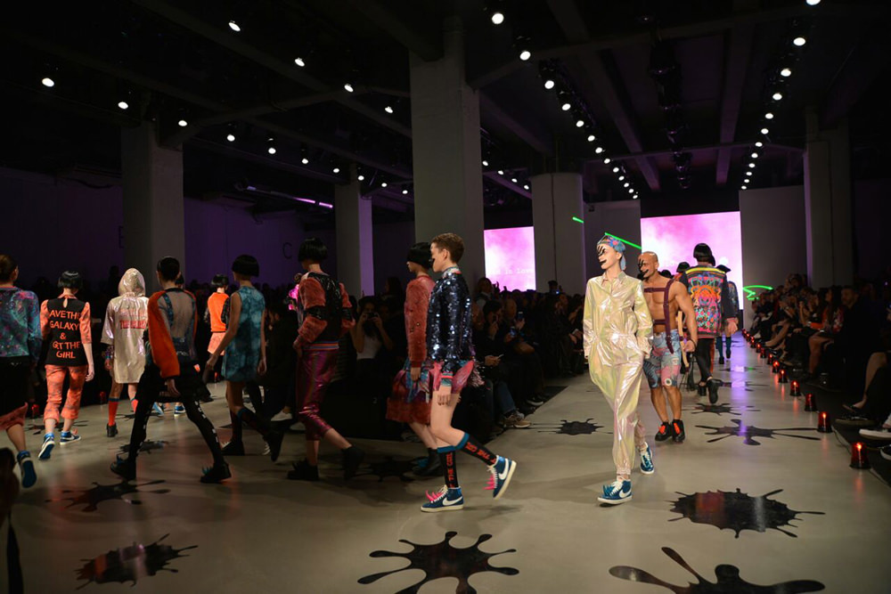 Mercedes-Benz Türk'ün 50 yıllık tarihindeki kilometre taşları