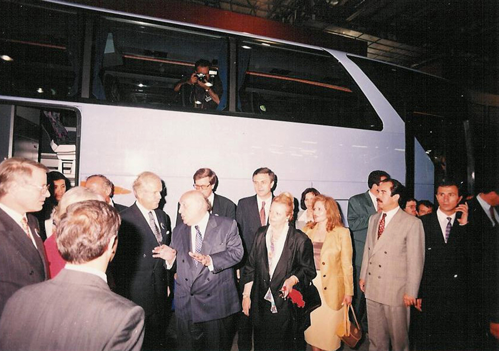 Mercedes-Benz Türk'ün 50 yıllık tarihindeki kilometre taşları