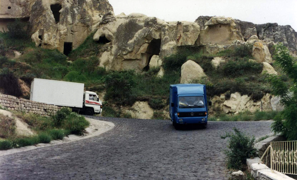 Mercedes-Benz Türk'ün 50 yıllık tarihindeki kilometre taşları
