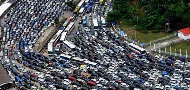 İnsanlar trafikte ne kadar vakit harcıyor?