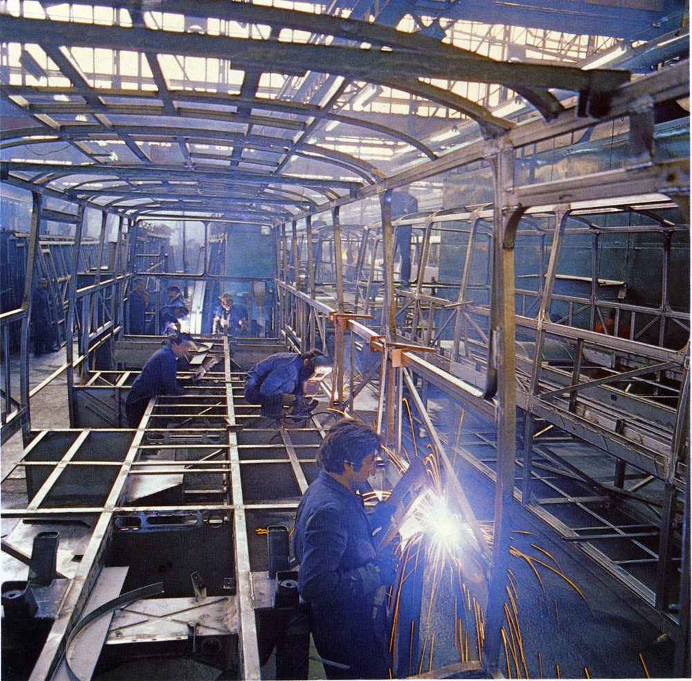 Mercedes-Benz Türk'ün 50 yıllık tarihindeki kilometre taşları