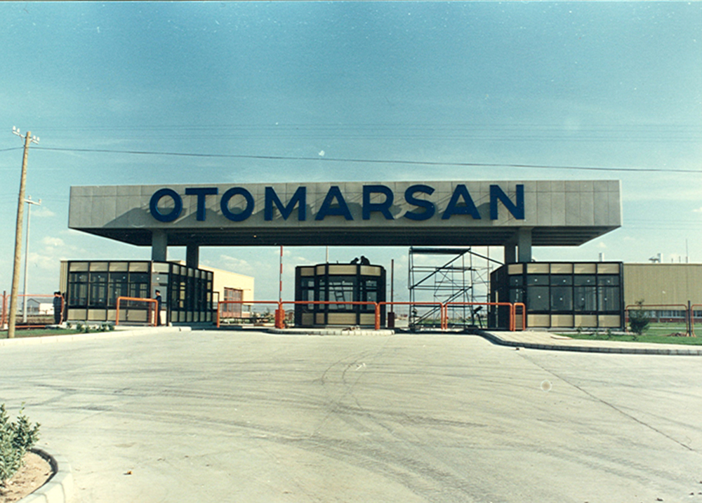 Mercedes-Benz Türk'ün 50 yıllık tarihindeki kilometre taşları