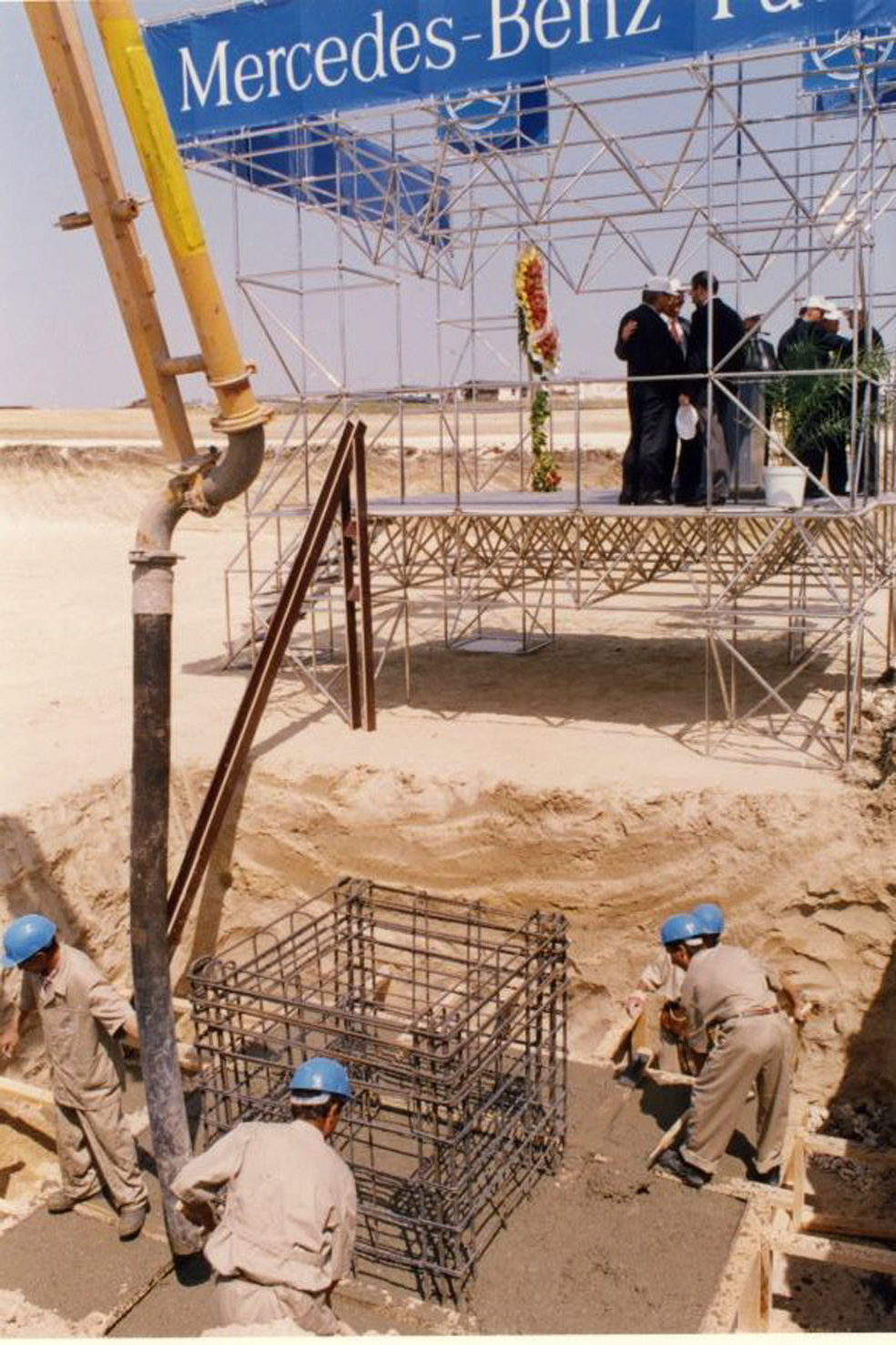 Mercedes-Benz Türk'ün 50 yıllık tarihindeki kilometre taşları