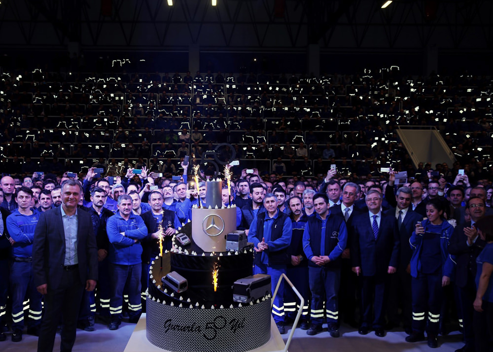 Mercedes-Benz Türk'ün 50 yıllık tarihindeki kilometre taşları