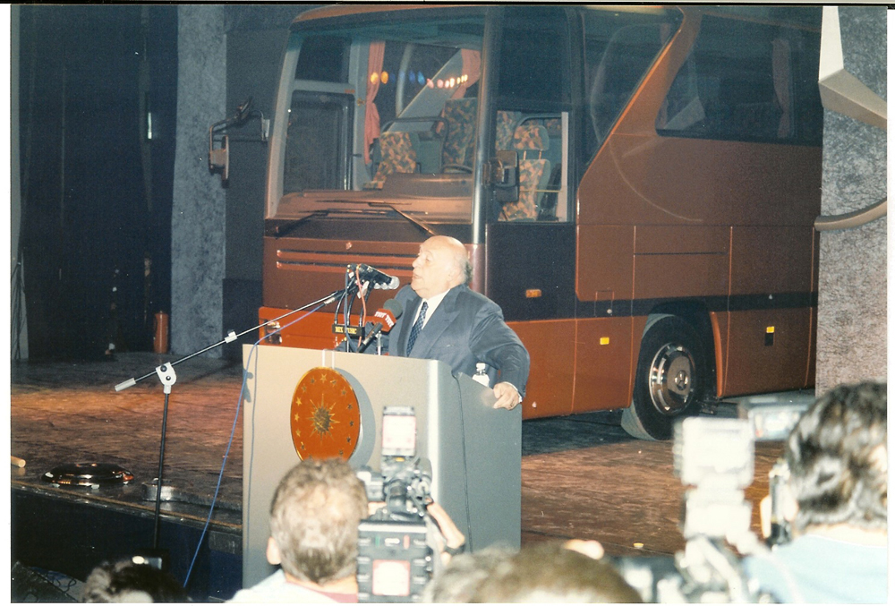 Mercedes-Benz Türk'ün 50 yıllık tarihindeki kilometre taşları