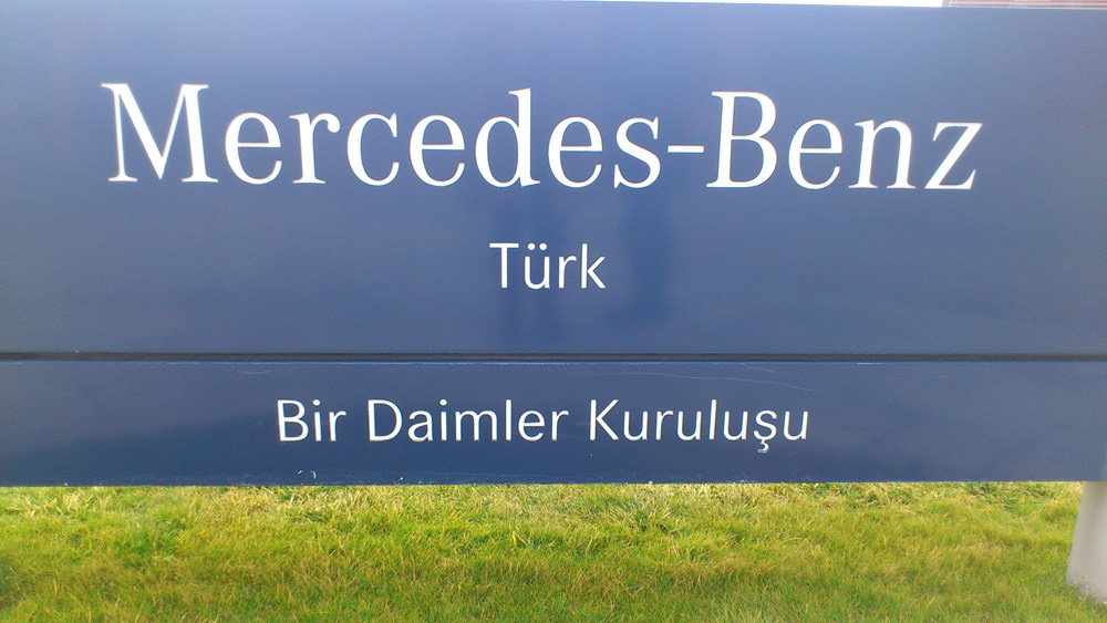 Mercedes-Benz Türk'ün 50 yıllık tarihindeki kilometre taşları