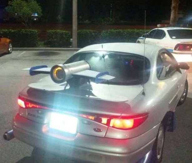 Yollarda görebileceğiniz en çirkin araçlar