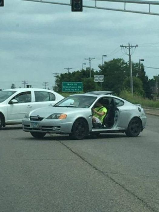 Yollarda görebileceğiniz en çirkin araçlar