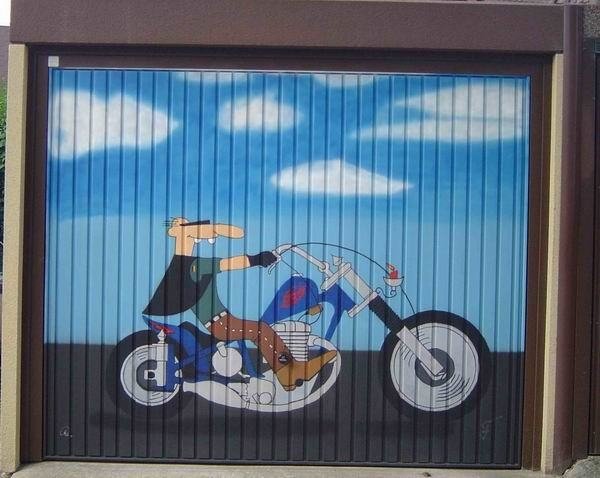 Garaj kapısı olduğuna inanamayacaksınız