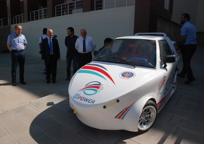 Üniversiteli öğrenciler üretti 100 kilometrede 1,5 lira yakıyor