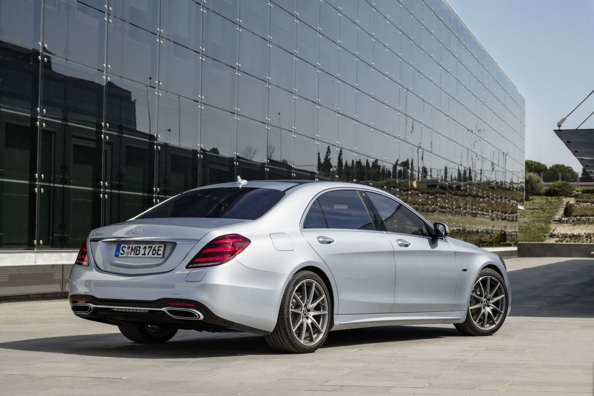 2018 Mercedes-Benz S 560e
