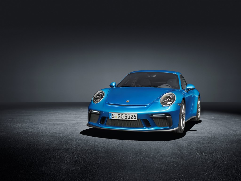 Porsche’den Franfkurt'ta iki dünya prömiyeri