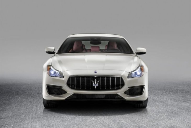 Türkiye'de en çok satılan lüks otomobiller