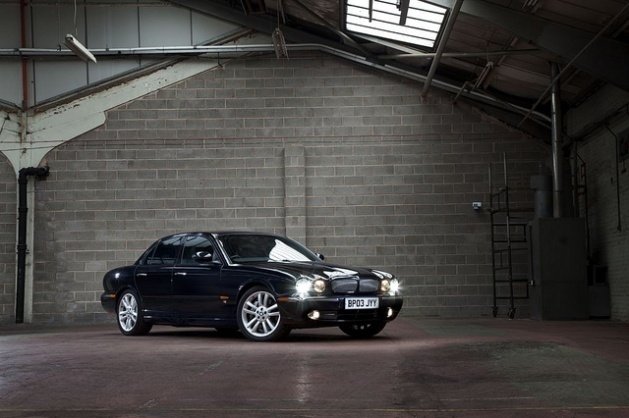 90'larda üretilen en güzel otomobiller