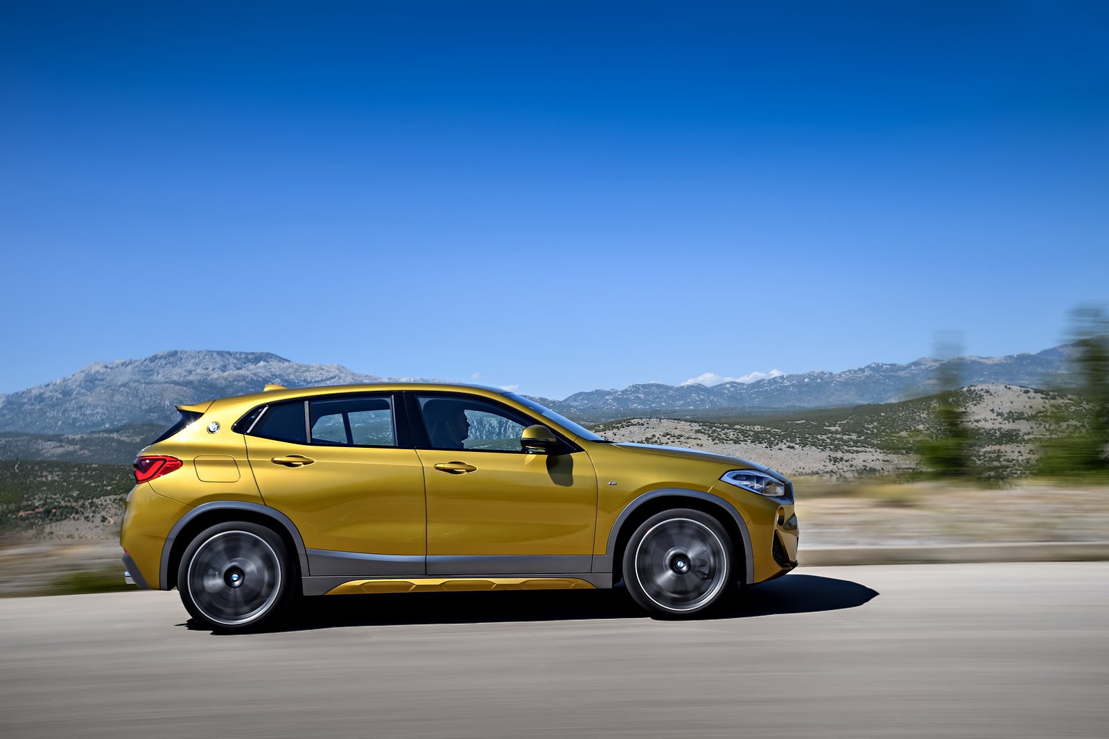 2019 BMW X2