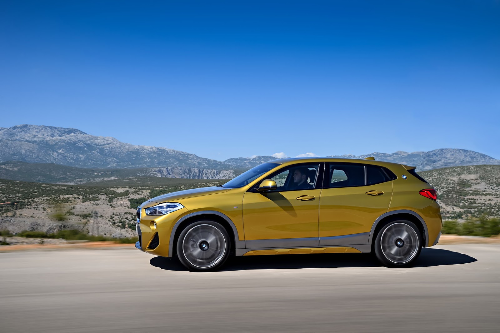 2019 BMW X2