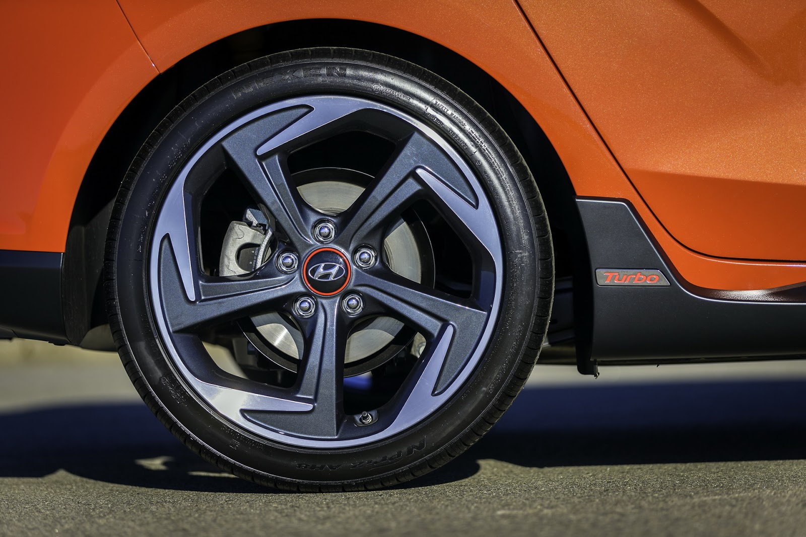 2019 Hyundai Veloster