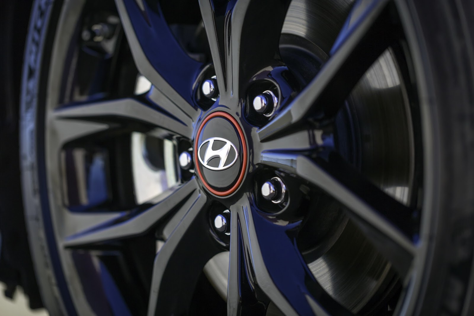 2019 Hyundai Veloster