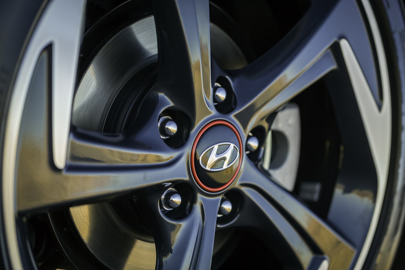 2019 Hyundai Veloster