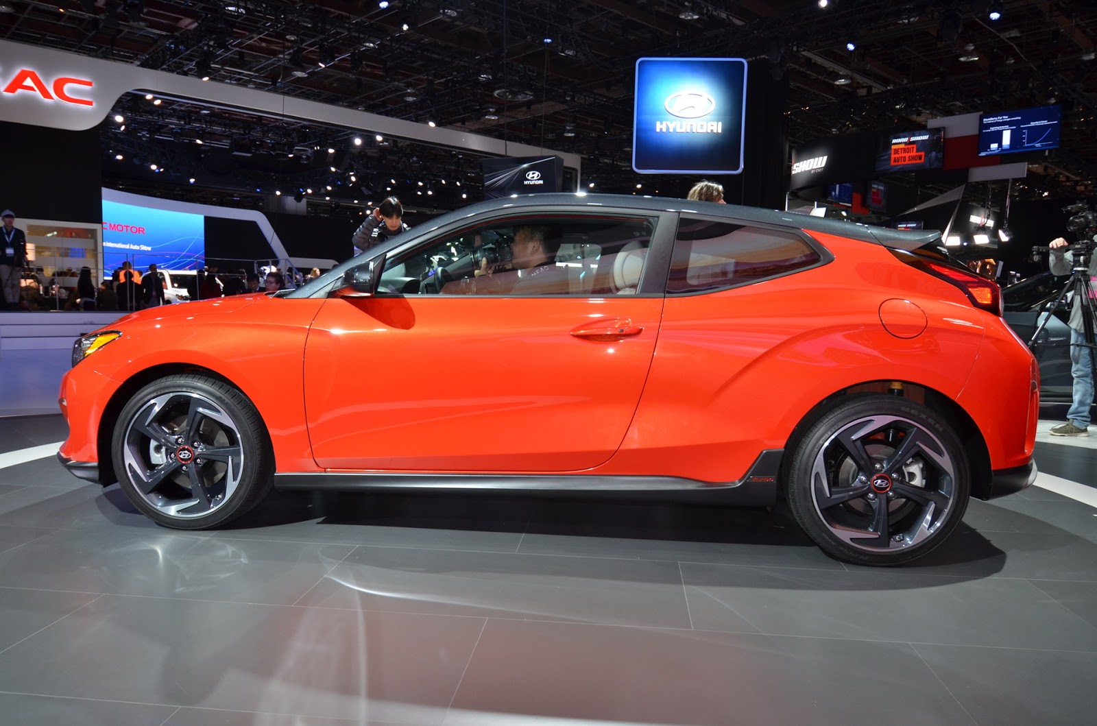 2019 Hyundai Veloster