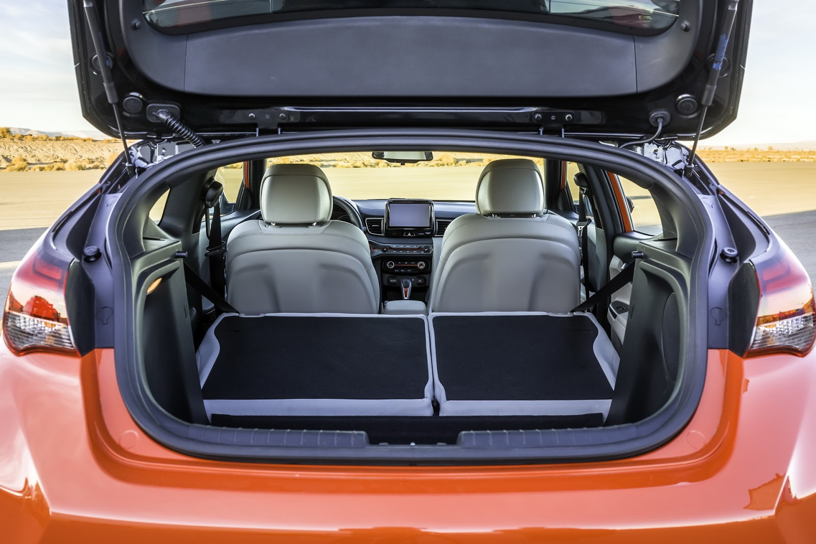 2019 Hyundai Veloster