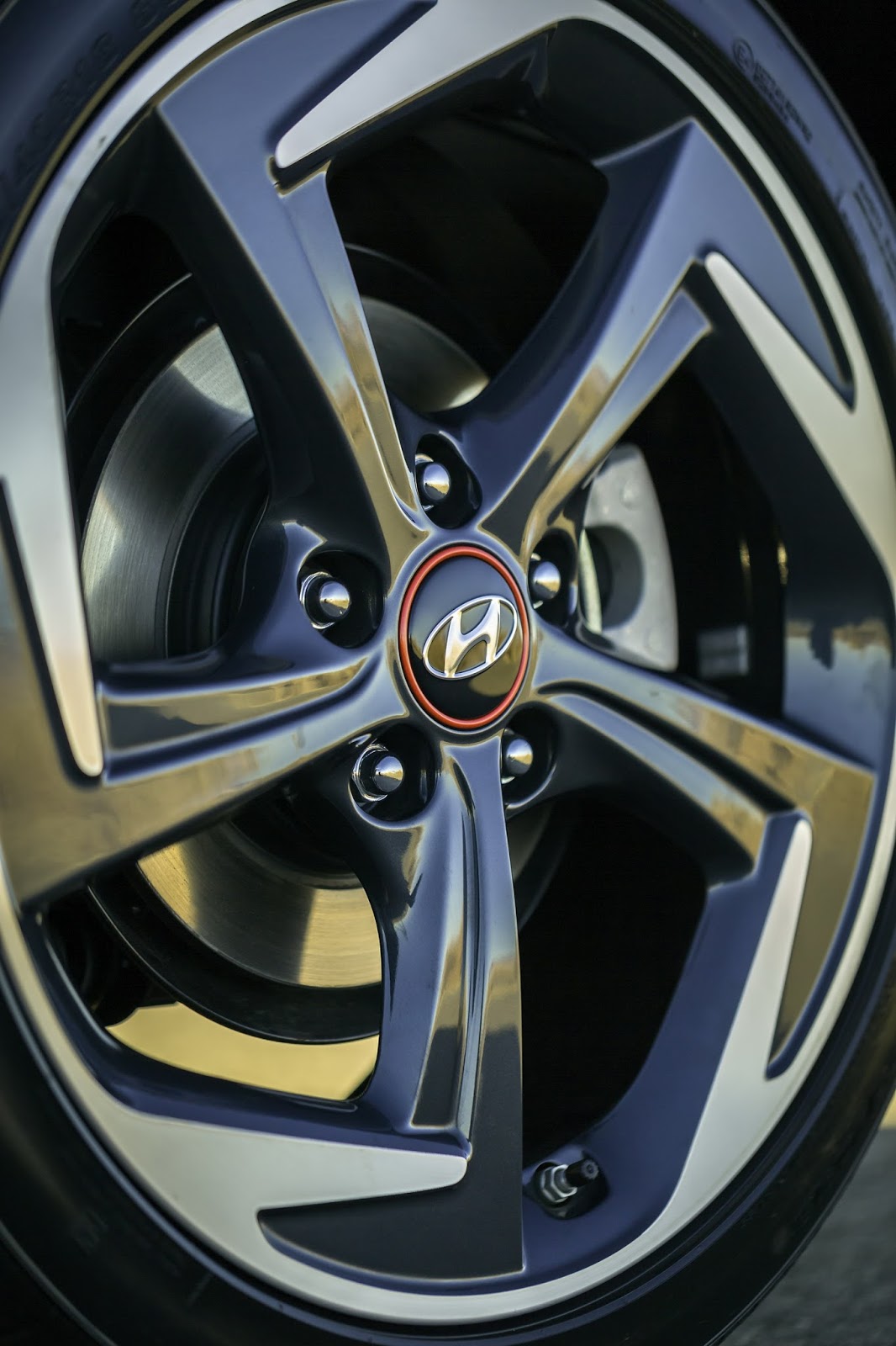 2019 Hyundai Veloster