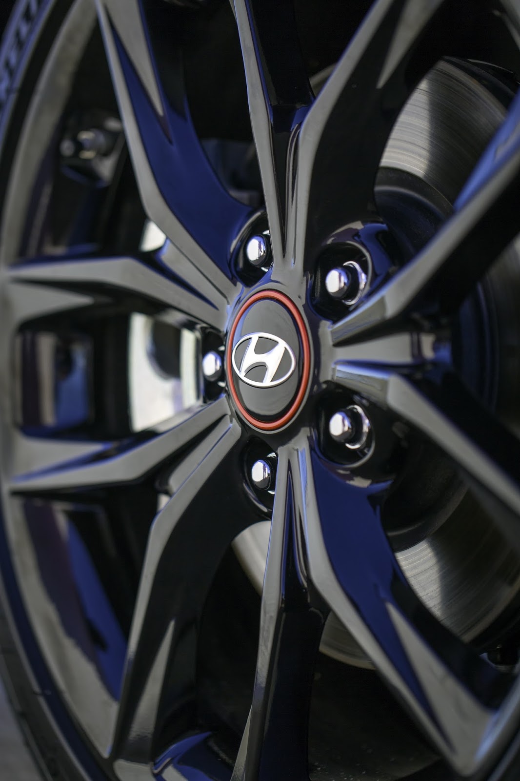 2019 Hyundai Veloster