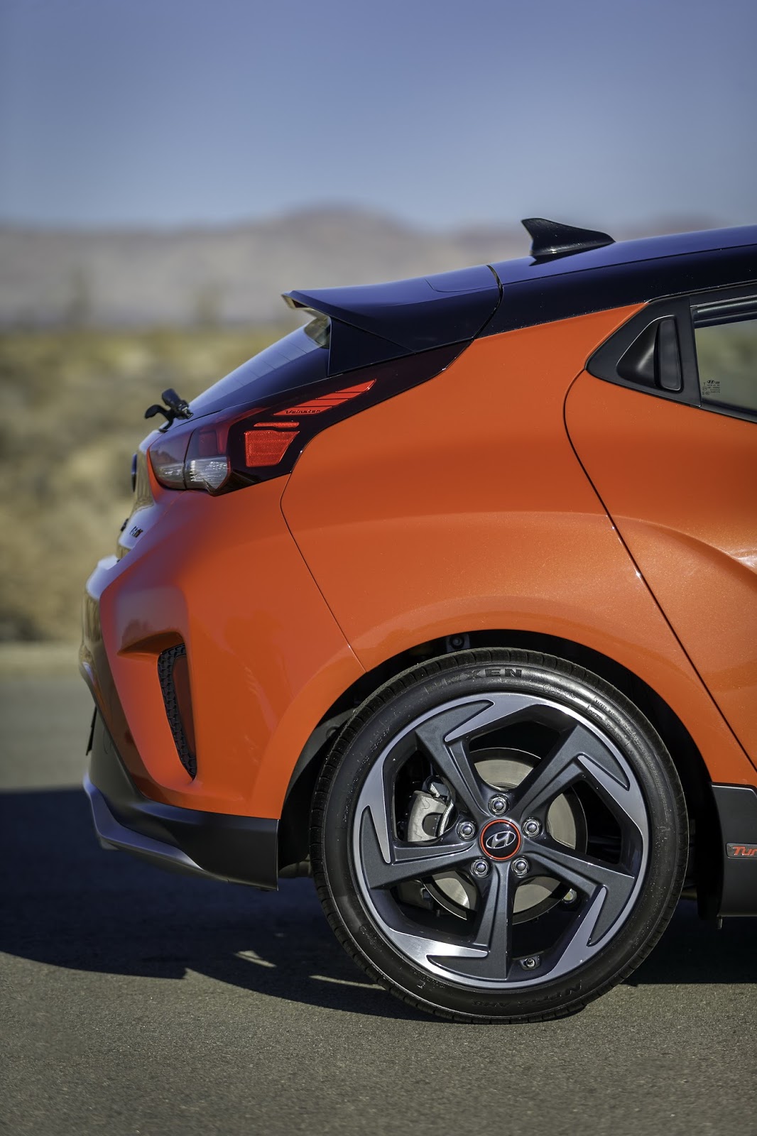 2019 Hyundai Veloster