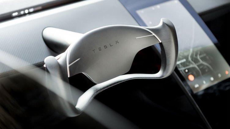 Tesla Roadster'i uzaya göndererek "Paranın satın alamayacağı" reklamı yaptı