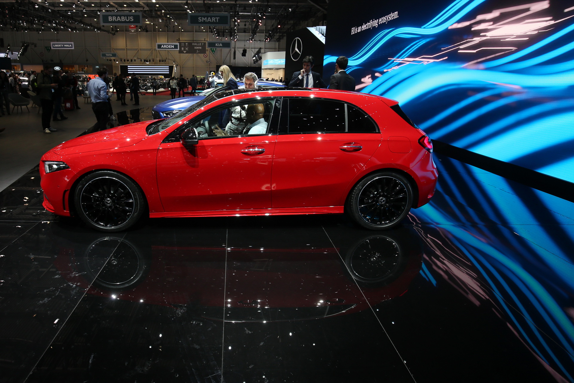 Yeni A Serisi Cenevre’de sergileniyor