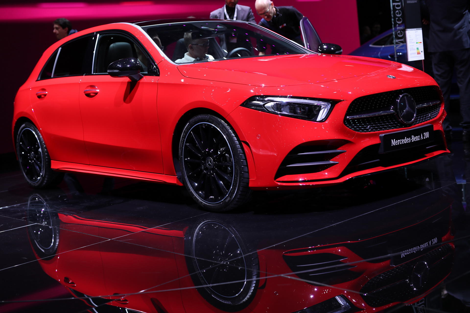 Yeni A Serisi Cenevre’de sergileniyor