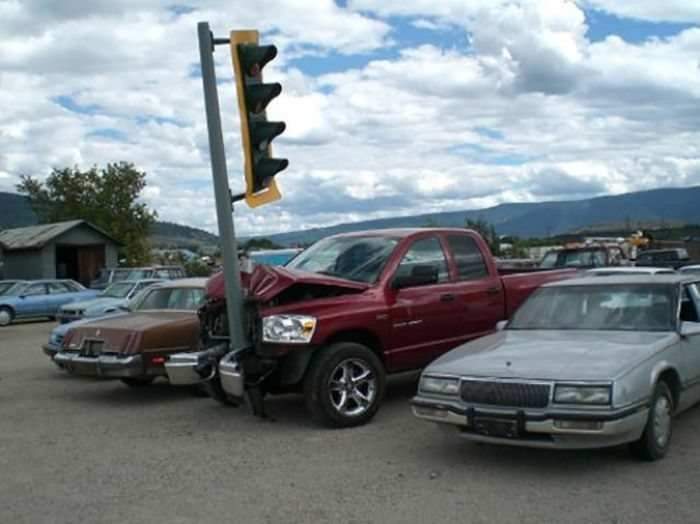 Hayrete düşüren kazalar