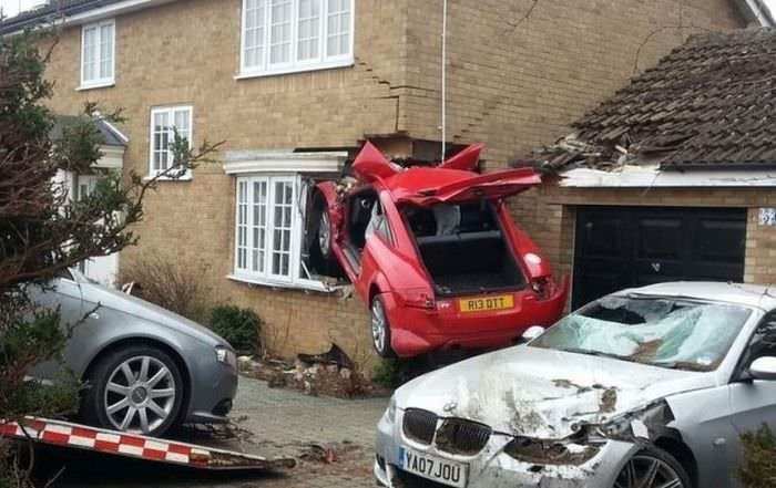 Hayrete düşüren kazalar