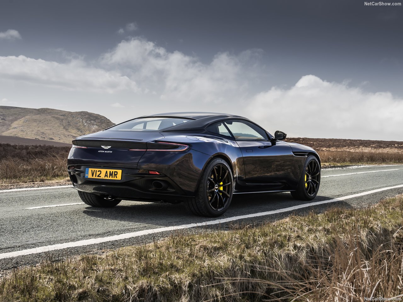 2019 Aston Martin DB11 AMR resmen ortaya çıktı