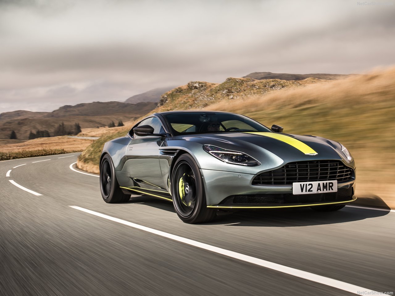 2019 Aston Martin DB11 AMR resmen ortaya çıktı
