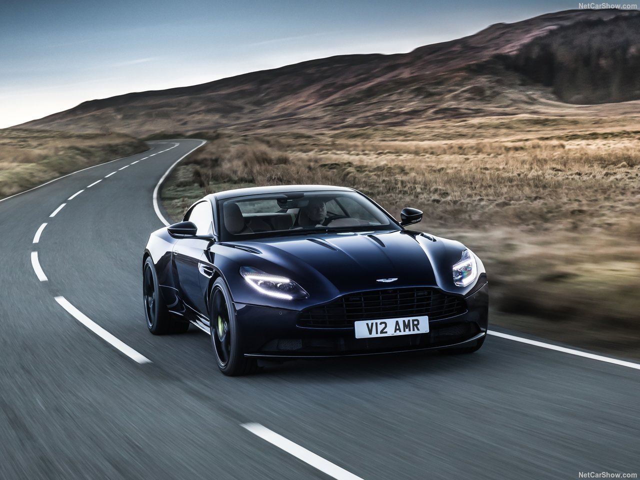2019 Aston Martin DB11 AMR resmen ortaya çıktı